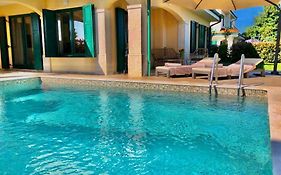 Private Villa 